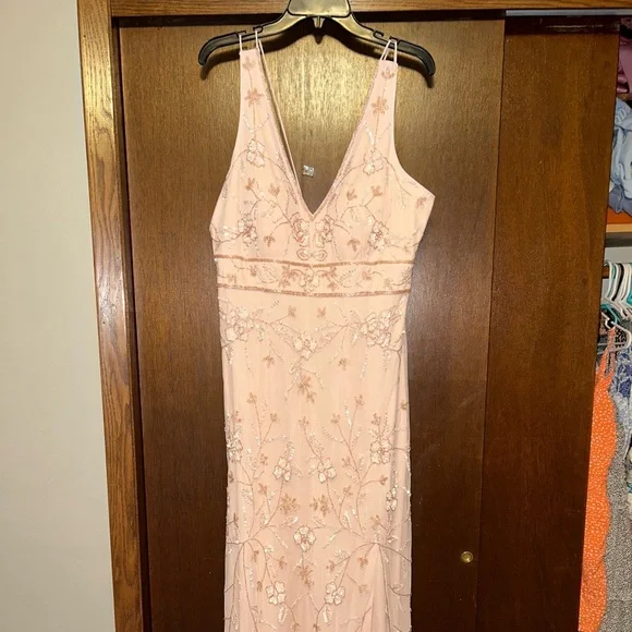 Adrianna Papell Bridesmaid Formal Sequin Floral Floor length Gown Dress Size 18 - Picture 2 of 7